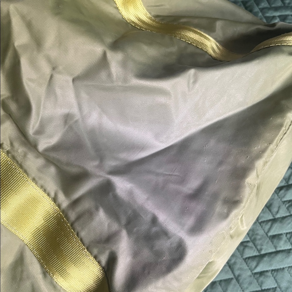 Chic Green Tote with Yellow Straps #Y2k - Picture 3 of 15